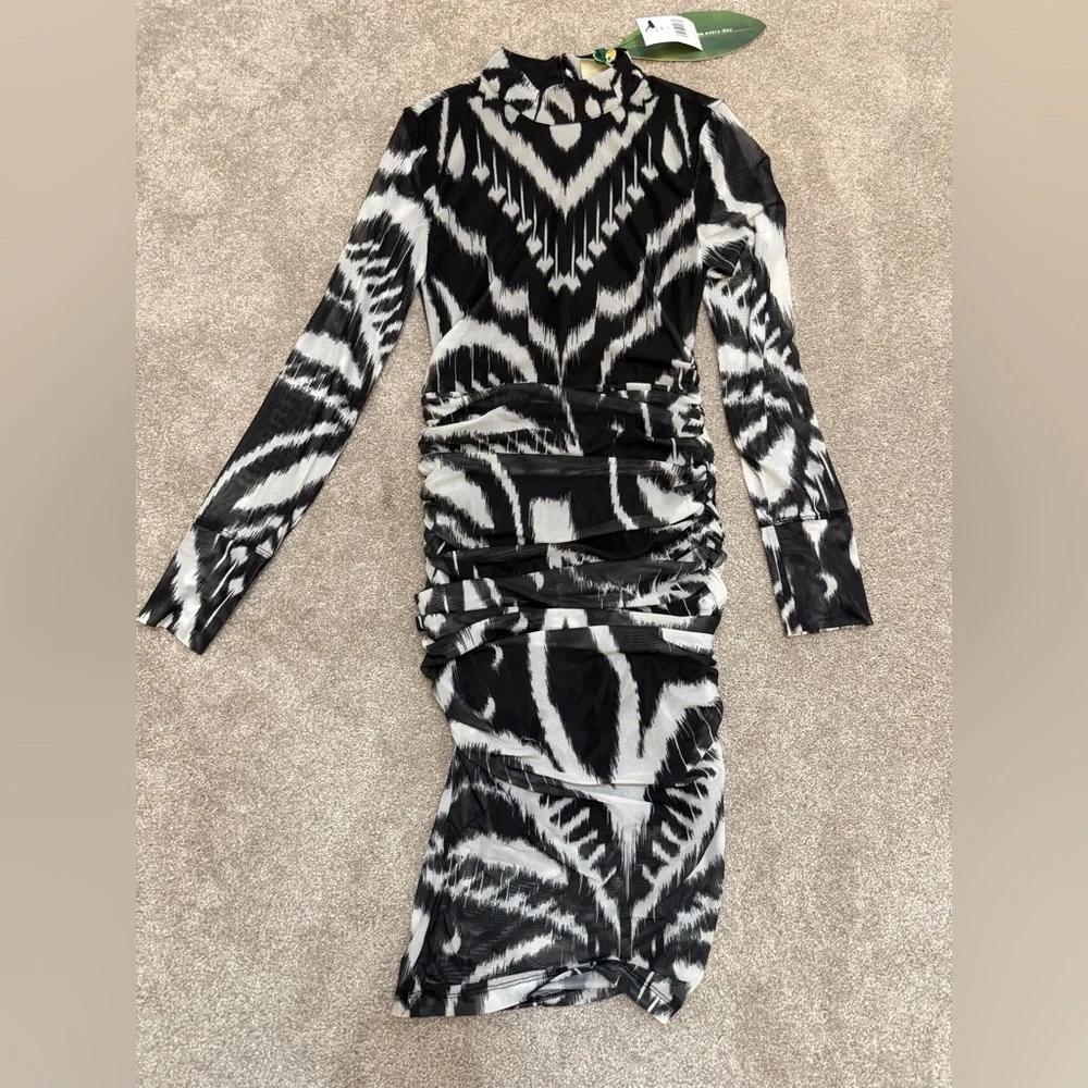 Farm Rio Ikat Ruched Tulle Midi-Dress - size XSmall - NWT - Picture 5 of 14